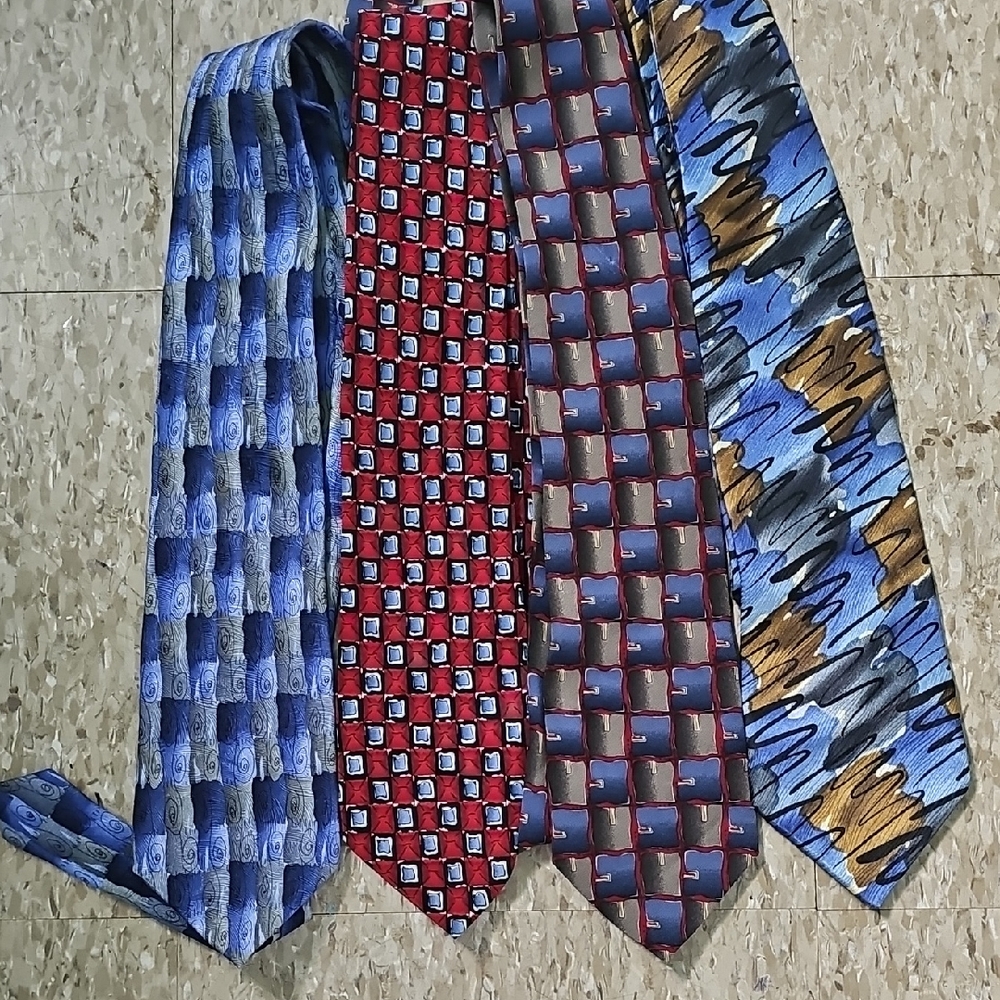 FourJ. Garcia Men's Ties in Blue, Red, Gray, Brown Multi-Pattern Set 4 100% Silk